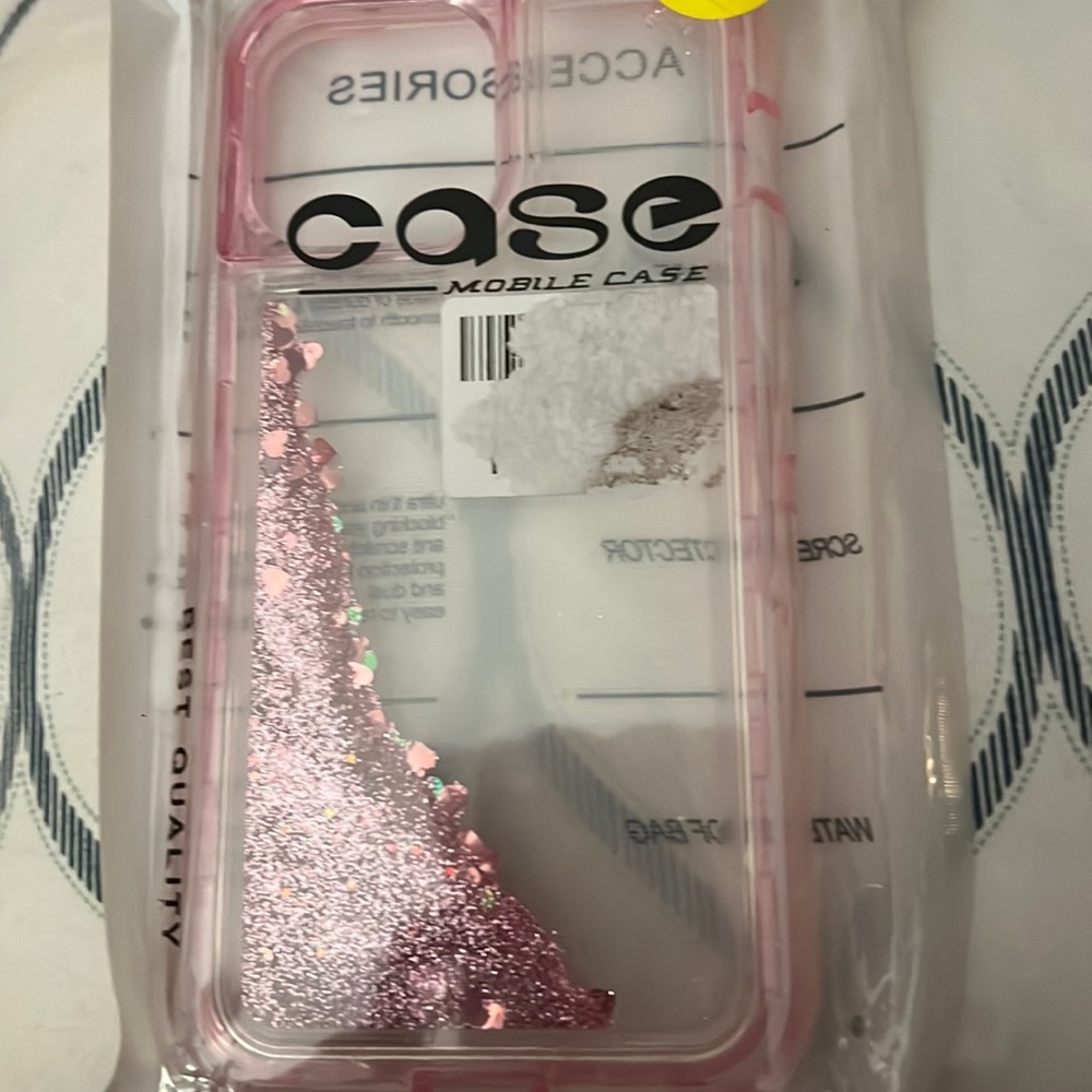 Pink liquid heart iPhone 13 Pro Max case never been used